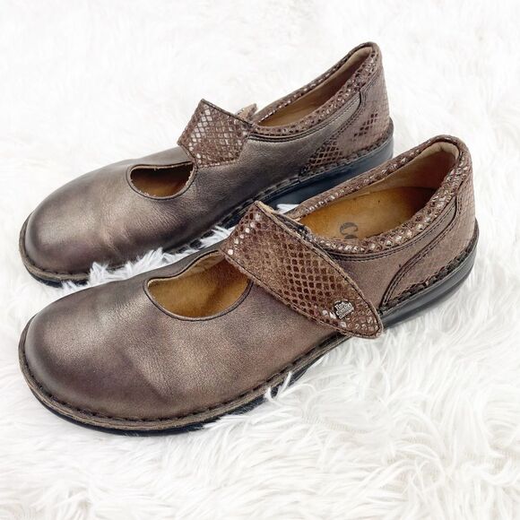 Finn Comfort Laval Leather MaryJane Shoes - Picture 1 of 11